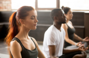 Desenvolva uma mentalidade de gratidão e superação.