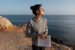 AUTOCONHECIMENTO-a-jornada-para-desvendar-seu-propósito-e-potencial-interior